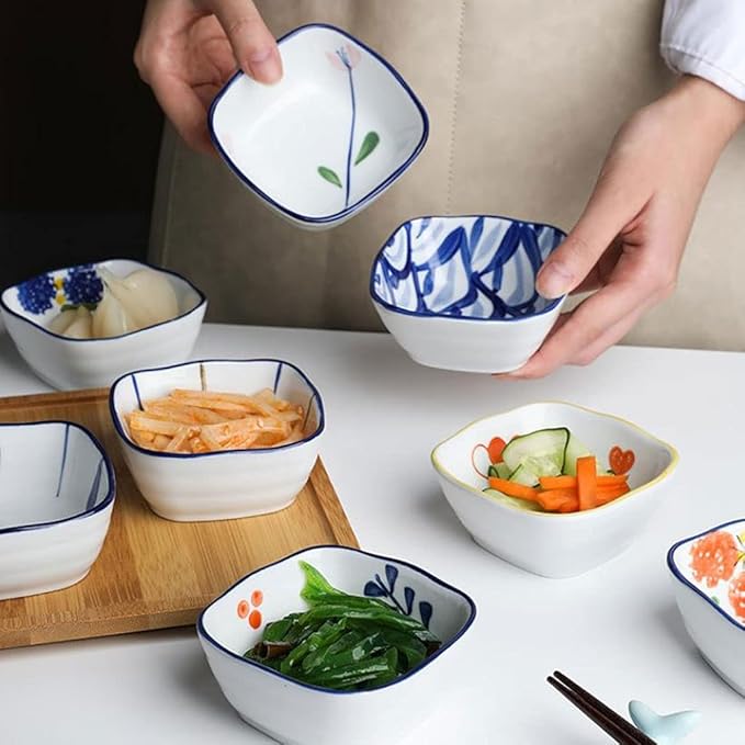 Dipping Sauce Dish Dipping Bowl Appetizer Plates 2 Bowls Condiments Dish Ceramic Sauce Soy Dishes Dipping Bowls with Tray Snack Soy Sauce Vinegar Appetizer Dishes or Seasoning for Easy Storage Dipping