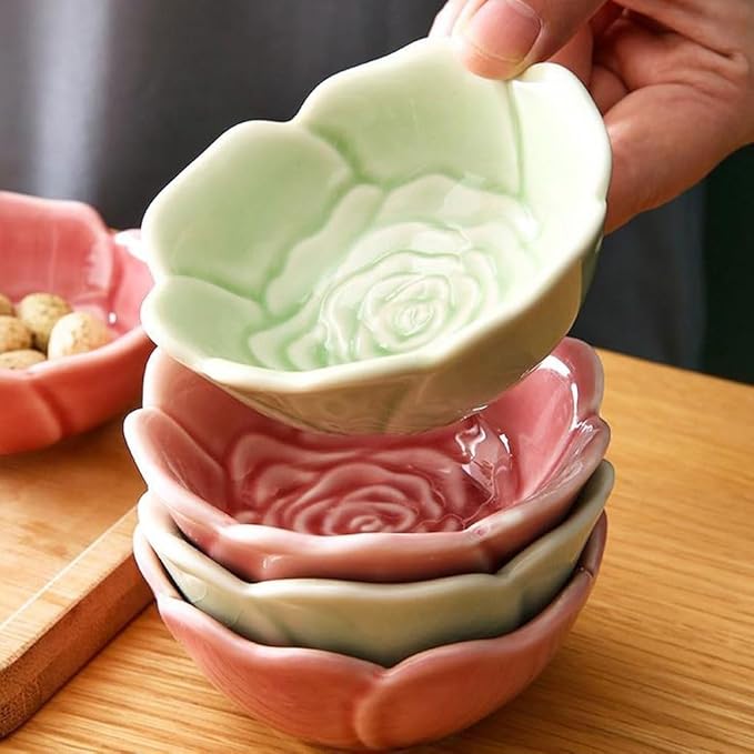 FAREWELL Dipping Bowls Flower Shaped Ceramic Dipping Bowl Soy Sauce Plate Mini Condiment Porcelain Sauce Bowl Dipping Candy Serving Plate Appetizer Bowls (Color : A)