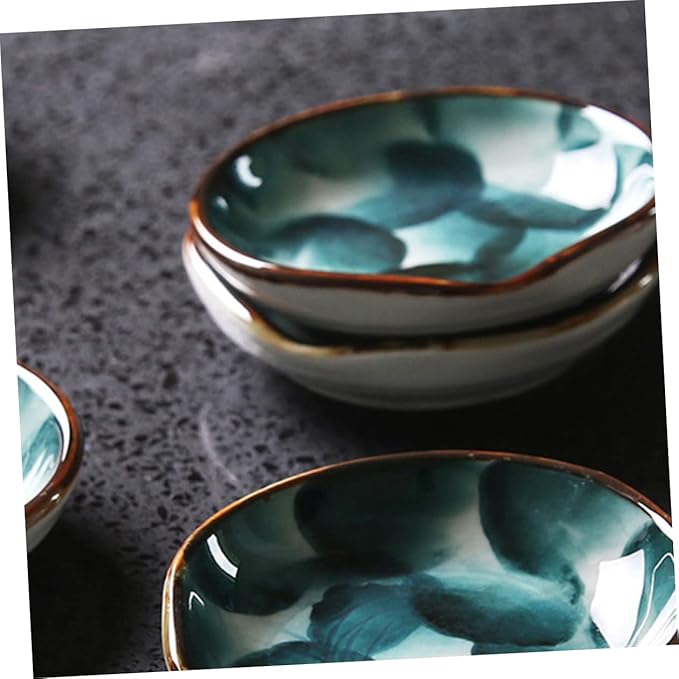 Cabilock 2pcs Hand-painted Ceramic Snack Plates Retro Japanese Style Dipping Dishes for Condiments Appetizers and Tableware