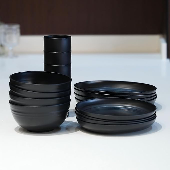 16 PCS Wheat Straw Dinnerware Set, Unbreakable Plates Bowls Cups for 4, Lightweight Microwave & Dishwasher Safe Tableware, Reusable Kitchen Set for Camping, Picnic, RV, Family Use (Black)