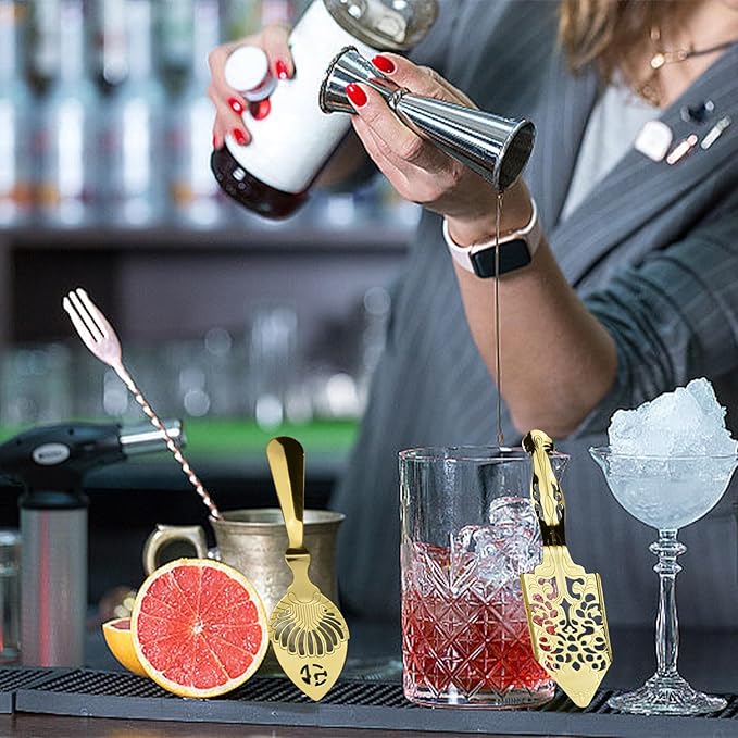 Flylin 2 Pcs Stainless Steel Absinthe Spoons, Vintage Style Absinthe Dripper with 2 Types, Ice Cube Mesh Filter Wormwood Spoon Strainer Spoon for Bar Cocktail Tea Coffee (Gold)