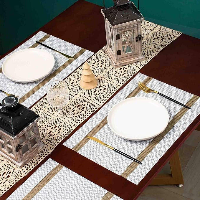 AHHFSMEI Placemats for Dining Table Set of 4 Woven Vinyl Plastic Place Mats Non-Slip Heat Insulation Stain Resistant Table Mats Washable Easy Clean Placemats (White Wave Stripe 4)