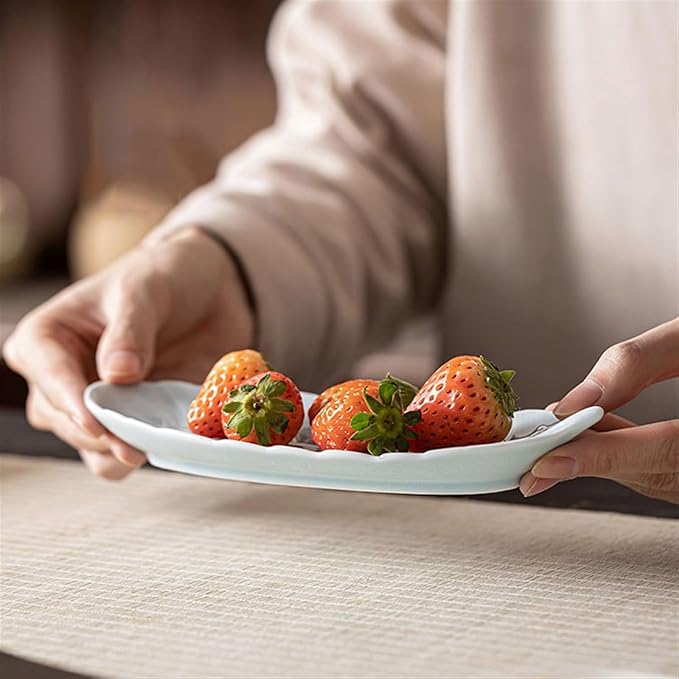 Sauce Dish Creative Feather Snack Plate Ceramic Snacks Dessert Plate Household Nuts Fruit Plate Restaurant Snack Plate Snack Plate(1)