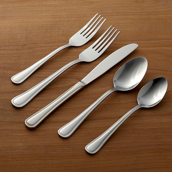 Oneida flatware 62-piece Set for 8 Flatware H081062A Tress Serving Set
