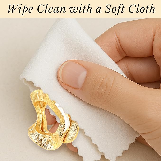 CLEENTABLE 8 Pcs Metal Table Decor Napkin Rings Wavy Sculptural Napkin Holders, Decorative Serveitte Ring for Table Settings Wedding Christmas Party Dinner Table (Gold)