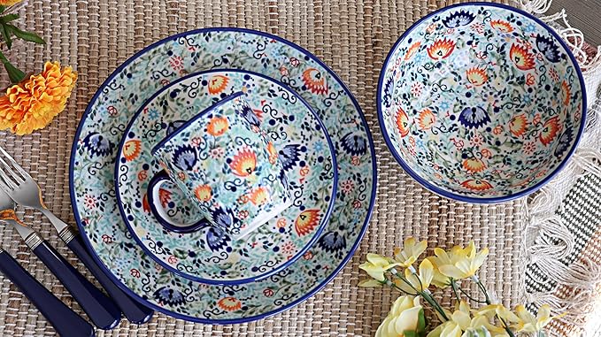 Blue Rose Polish Pottery - Green Desert Oasis 16 Piece Dinner Set - 4 Place Settings - Great for Everyday Dining, Casual Dining, or as Formal Dinnerware