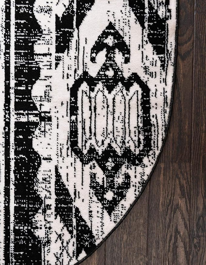 Rugs.com Oregon Collection Rug – 3' x 5' Oval Black and White Low-Pile Rug Perfect for Living Rooms, Large Dining Rooms, Open Floorplans