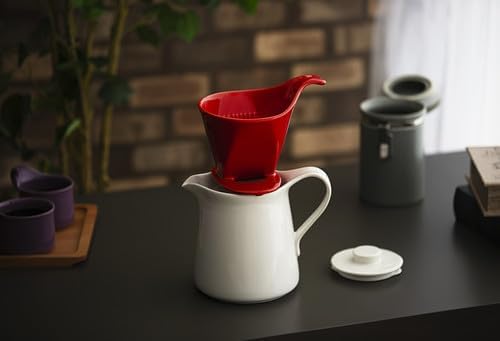 Zero Japan - Bee House Pour Over Coffee Dripper - Lead-Free & Cadmium-Free Ceramic Coffee Maker with Elegant Peek Hole, Drip Cone Brewer Coffee Gift, Brewing Accessories - Yellow Pepper, Standard Size