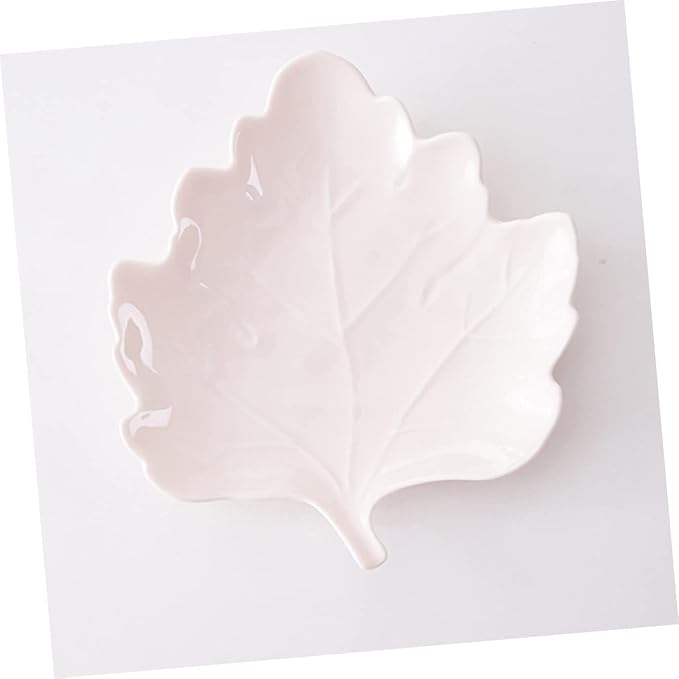 Garneck Ceramic Leaf Pattern Plate Elegant Seasoning Plate for Snacks Desserts Versatile Kitchen Utensil for Home Restaurant Parties Stylish Tableware