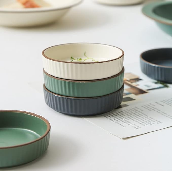 123Arts Ceramic Sauce Dish Seasoning Dish Sushi Soy Dipping Bowl Appetizer Plates, Set of 4