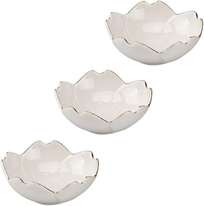 BESPORTBLE Sauce Dish 3pcs Cherry Glass Soy Sauce Dish Flower Petals Shaped Mini Cute Crystal Dessert Bowl Appetizer Plates Tea Bag Holder Small Dip Bowls for Jam Sushi