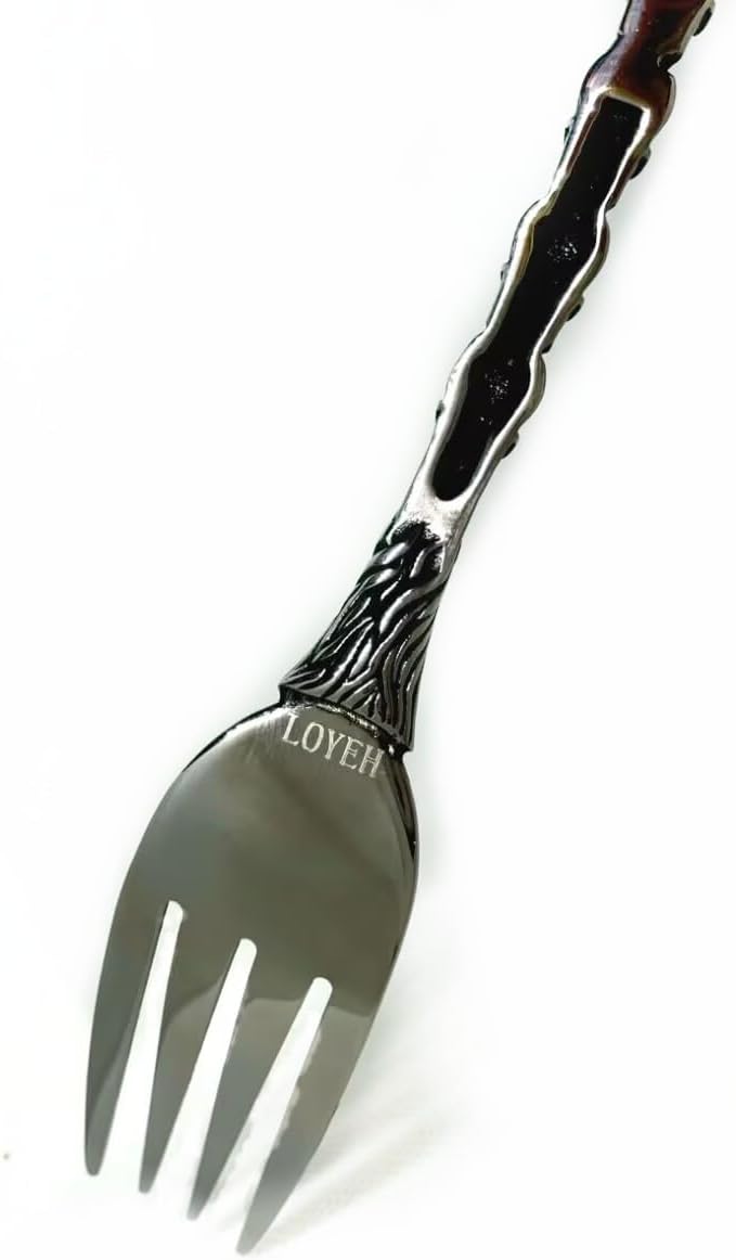 Stainless Steel Flatware Tableware Modern Look Great Gifts For Halloween Easter and Christmas (Silver, SKULLS)