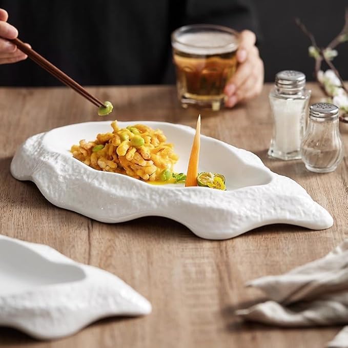Kitchen Plates 12-inch White Ceramic Kitchen Appetizer Plate Creative Special-shaped Oyster Shape Tableware Home Pasta Commercial Dessert Restaurant Plates(12 in)