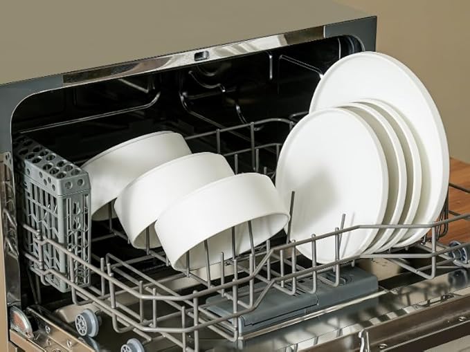 Salad & Dessert Plates, 8 Inch Small Dinner Plates Sets for 4, Dishwasher & Microwave Safe, Porcelain Dinner Dishes for Cake, Fruits, Waffle, Pasta, Salad, Modern White