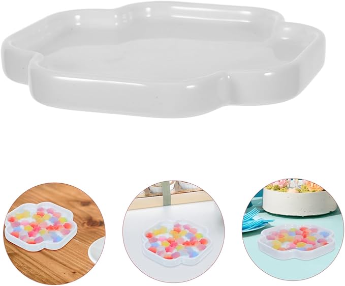 Compact Chinese Style Appetizer Plates for Snacks Desserts Fruits Elegant Porcelain Platter for Dining Decorative Use Space Saving Design