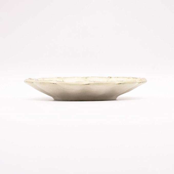 Mino Ware 555-0005 Kaneko Komohei Linka Plate, White Kneeling Flower, Diameter 5.5 inches (14 cm), Microwave and Dishwasher Safe, Made in Japan