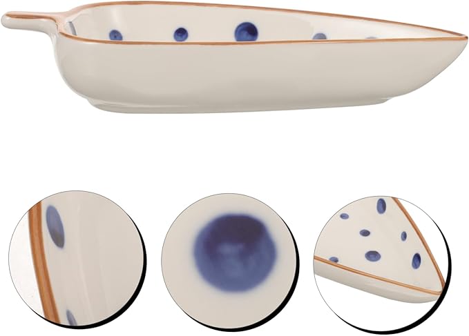 Creative Leaf Shaped Ceramic Snack Dish Appetizer Serving Plate for Sauces and Dips for Home and Restaurant Use Eye Catching Design for Salads Fruits and Desserts
