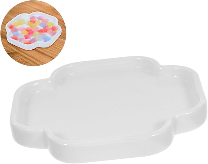 Compact Chinese Style Appetizer Plates for Snacks Desserts Fruits Elegant Porcelain Platter for Dining Decorative Use Space Saving Design