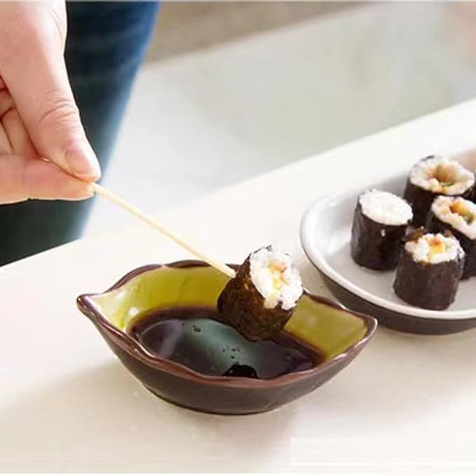 4Pcs Creative Leaf Shape Dipping Bowls Ceramic Dipping Soy Sauce Bowl Dishes Small Fruits Dessert Appetizer Bowl Plates Serving Bowls Dinnerware for Tomato Sauce Condiments BBQ Home Party, 4 Colors