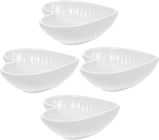 PRETYZOOM 4pcs Heart-shaped Ceramic Sauce Dish White Spice Dishes for Seasoning Dipping Condiments Family Gatherings Parties and Outdoor Events