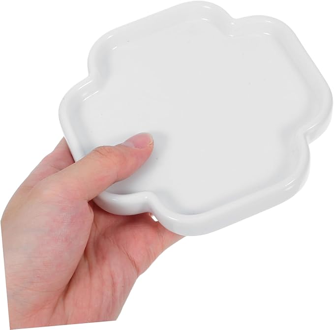 Veemoon Porcelain Snack Plate for Serving Chinese Elegant Ceramic Appetizer Tray for Dried Fruits and Pastries Decorative Small Dish for Entertaining and Dining Tables