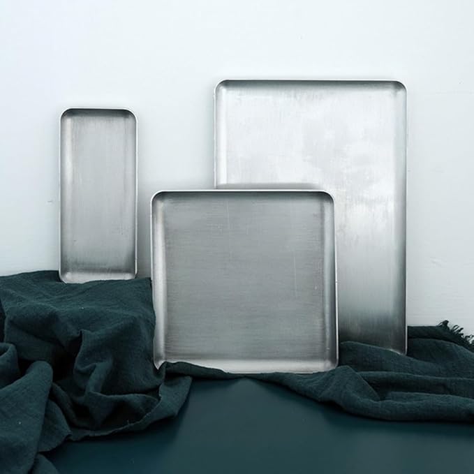 Healifty Vintage Aluminum Food Serving Tray Small Retro Storage Plate Silver Texture for Home Kitchen Dining Restaurant Cafe Use