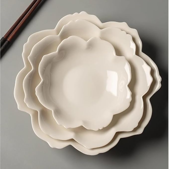 SONGCHAO Party Supplies Ceramic Dinner Plate Solid Color Petal Plate Household Ceramic Plate Creative Light Luxury Dish Plate Hotel Restaurant Tableware Party Plates (Color : 8.2 inches)