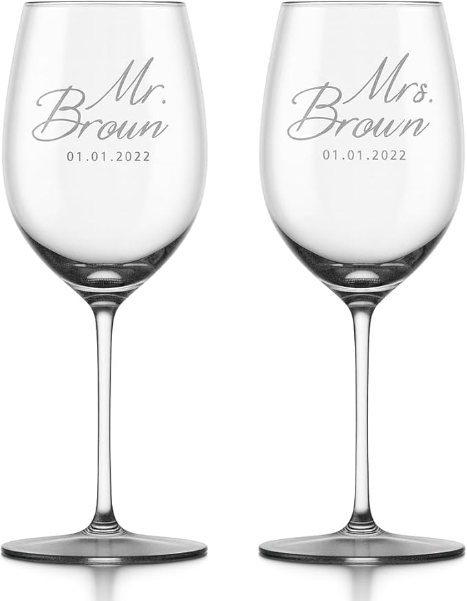 Gifts Inscribed Personalized Mr and Mrs Wine Glass Set of 2 – Custom Engraved Wedding Wine Glasses Gift for Couples, Engagement, Birthday, or Anniversary