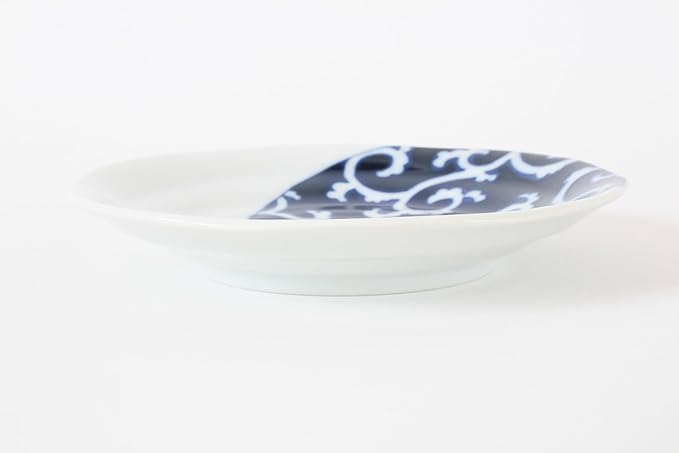 Mino ware Japanese Ceramics Pair Round Plate Japanese Cat (set of two) made in Japan GBS218 (Medium Flat, Furoshiki)