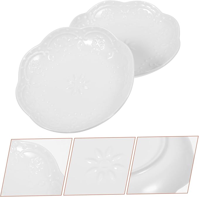 Flower-Shaped Ceramic Dipping Dish Set of 2 White Appetizer Plates for Sauces Delicate Seasoning Bowls for Snacks and Fruit Decorative Serving Dish