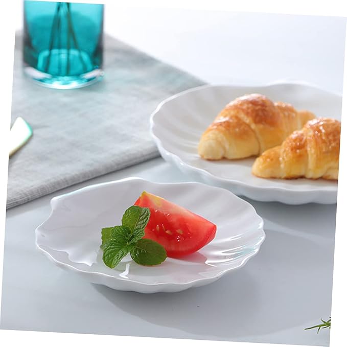Shell-Shaped Porcelain Plates Set of 4 Multipurpose Kitchen Serving Plates for Breakfast Desserts and Appetizers Household Ceramic Food Dishes for Entertaining