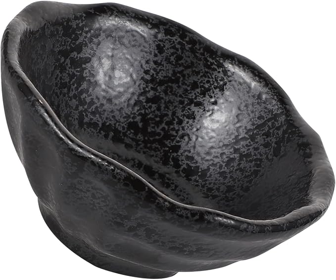 1Pc Creative Japanese Style Irregular Ceramic Sauce Dish Unique Condiment Plate for Dipping Sauces Seasoning and Appetizers Elegant Design for Home and Restaurant Use