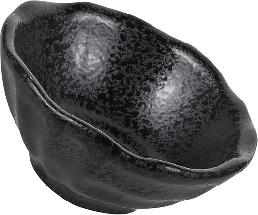 1Pc Creative Japanese Style Irregular Ceramic Sauce Dish Unique Condiment Plate for Dipping Sauces Seasoning and Appetizers Elegant Design for Home and Restaurant Use