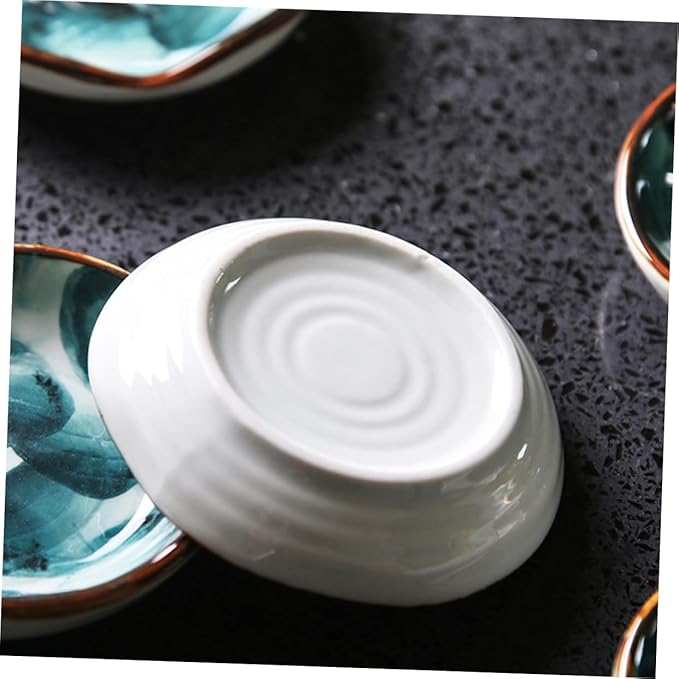 Cabilock 2pcs Hand-painted Ceramic Snack Plates Retro Japanese Style Dipping Dishes for Condiments Appetizers and Tableware