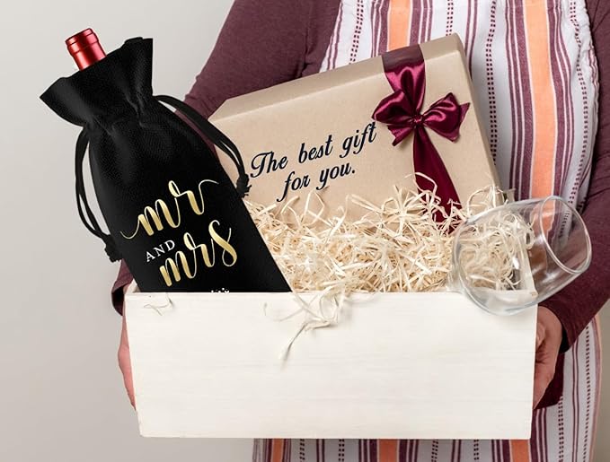 LANBAIHE Mr and Mrs Wine Bag, Wedding Shower Gifts Wine Bag, Bridal Shower Engagement Gifts, Mr and Mrs Wedding Gift Party Decorations