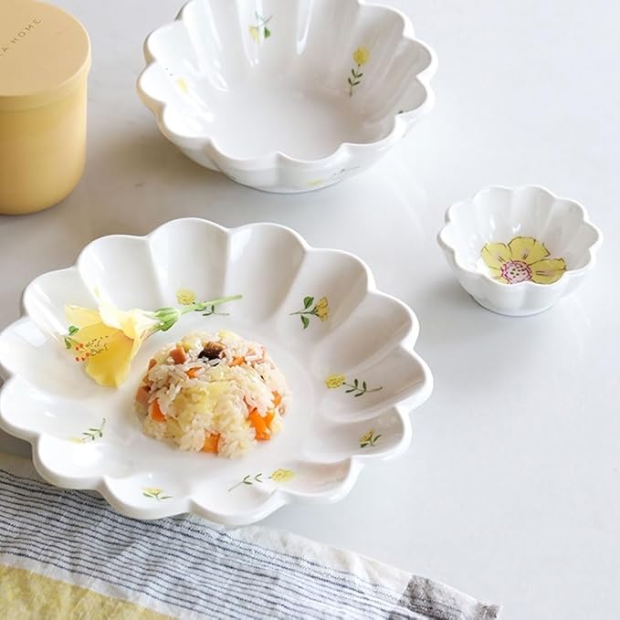 FAREWELL Dipping Bowls Soy Sauce Plate Flower Shape Ceramic Mini Condiment Dish Side Dish Appetizer Plate Sushi Soy Dip Bowl Serving Plate Set Appetizer Bowls (Color : B)