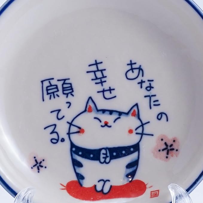 Seto Ware Small Plates with Lucky Cat Design, 3-Piece Japanese Ceramic Dish Set with Display Stand, 5.5 inch Soy Sauce & Snack Plates, Made in Japan Tableware (White/Wish)
