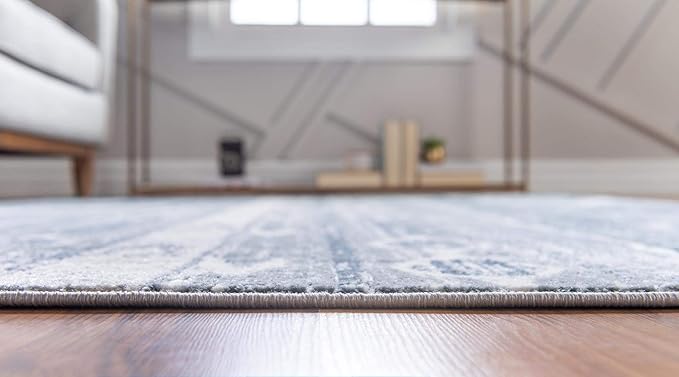 Rugs.com Oregon Collection Rug – 4' x 6' Light Slate Blue Low-Pile Rug Perfect for Living Rooms, Large Dining Rooms, Open Floorplans
