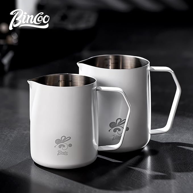 Bincoo Milk Frothing Pitcher 600ml/20oz,Stainless Steel Latte Art Cup Stainless Steel Frothing Milk Jug with Internal Measurements, for Cappuccino, Espresso and More(White B Style)