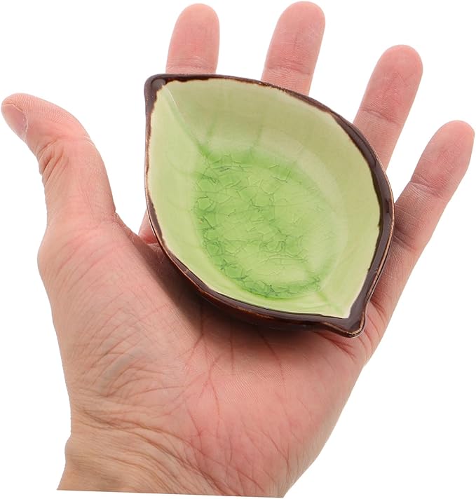 Happyyami 4pcs Leaf Shaped Ceramic Plates Snack Plates Condiment Bowls Sauce Bowls Porcelain