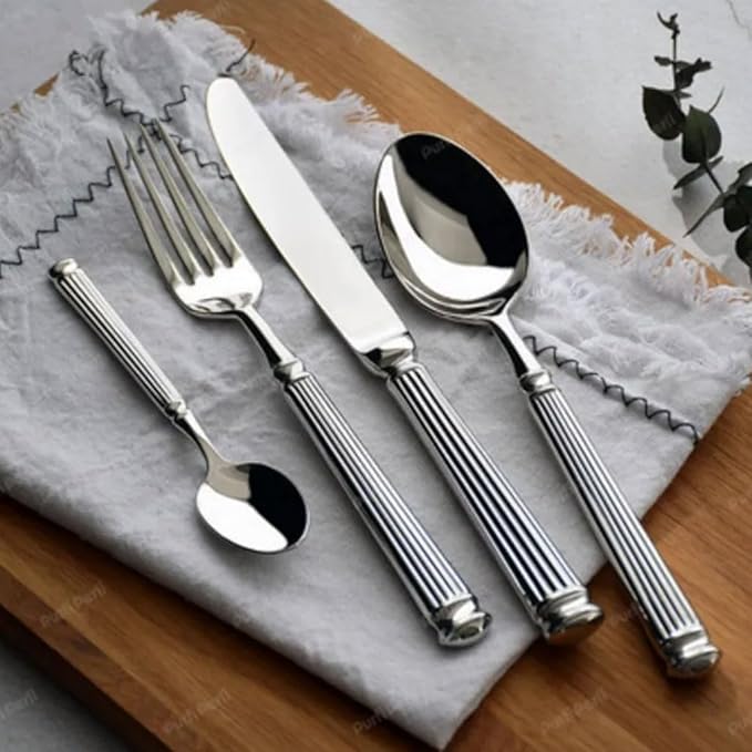 Exquisite Western Food Tableware Set Home Stainless Steel Knife Fork and Spoon Kitchen Flatware Creative Silverware Set Practical