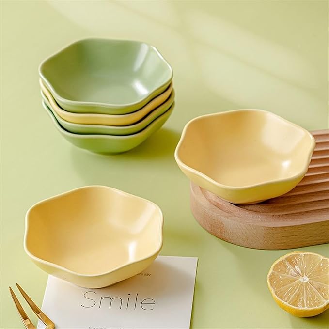 Sauce Dish 2-piece/4-piece Creative Flower Shaped Ceramic Plate Soup Bowl Plate Snack Plate Dim Sum Plate Sauce Bowl Snack Plate(Yellow,4-Piece)