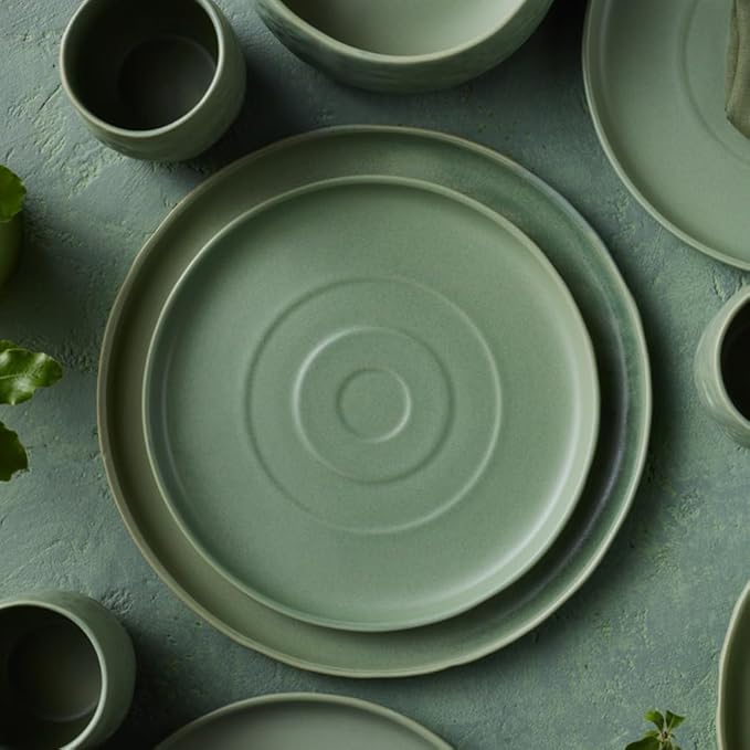Stone by Mercer Project SHOSAI 32-Piece Stoneware Dinnerware Set, Plates and Bowls Set, Modern Dishware set fo 8, Sage