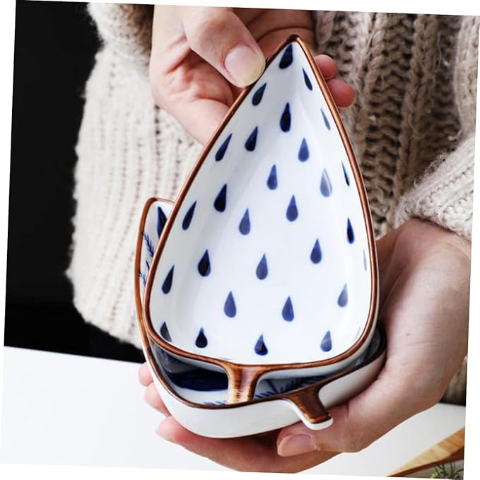 Cabilock Leaf-shaped Ceramic Sauce Dish Versatile Dipping Bowls for Condiments Snacks Fruits and Desserts for Home Parties Bbqs and Outdoor Events Random Style