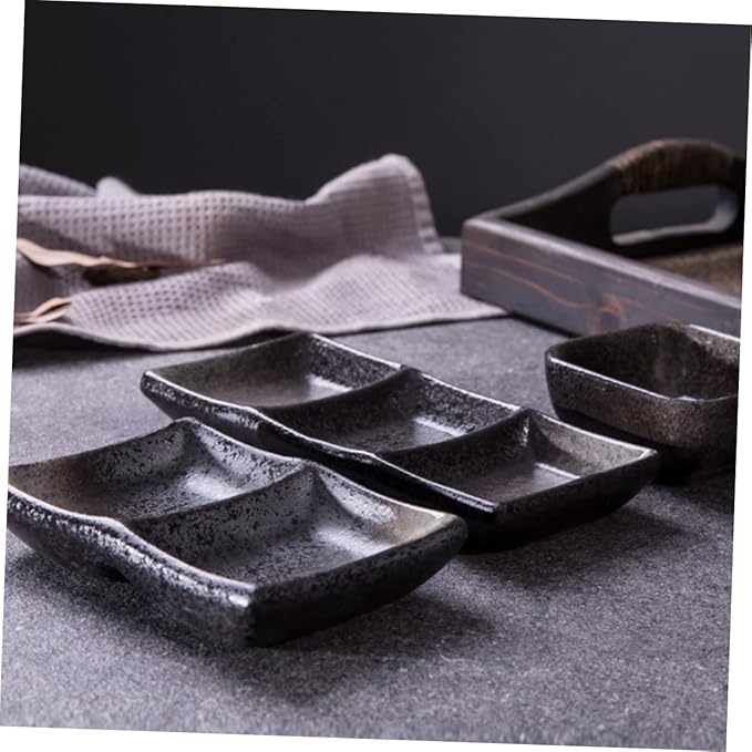 PRETYZOOM 2pcs Ceramic Sauce Dishes Square Shape Flavor Dish Versatile Appetizer Plates for Condiments Fruits and Snacks for Home Restaurant and Entertaining