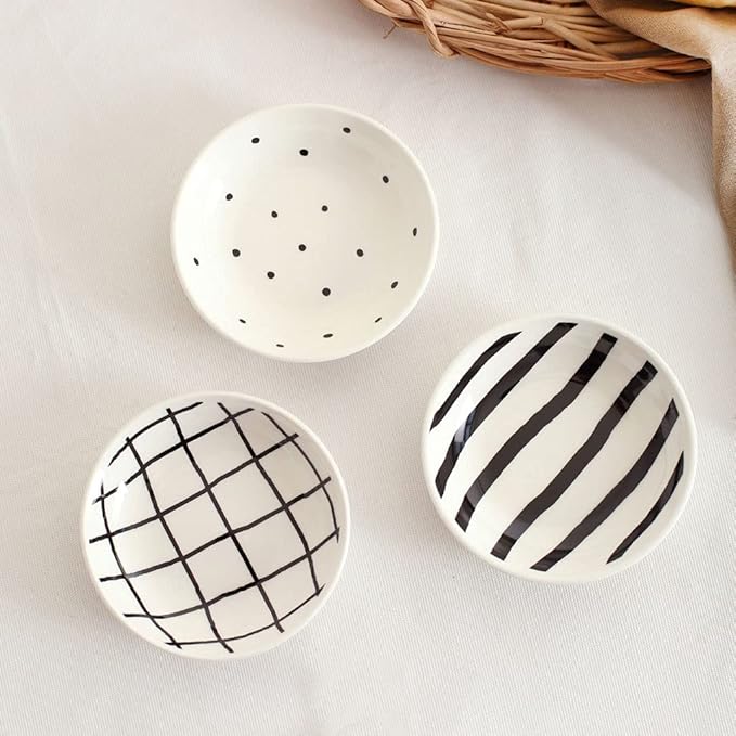 Appetizer Bowls Set of 3 Ceramic Sauce Dish Soy Sauce Appetizer Plates Side Dishes Dipping Bowls Serving for Snack Dessert Fruit Appetizer and Condiment Salad Bowls ( Color : A , Size : 3.94x0.98in )