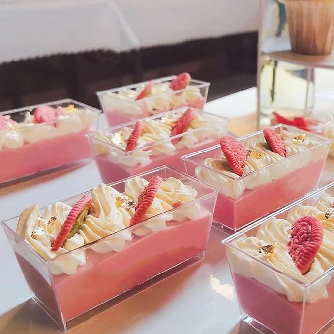 4.8oz/140ml Clear Dessert Cups with Lids and Spoons,50Pcs Reusable Plastic Rectangle Dessert Cups,Mini Serving Bowl for Desserts Mousses,Puddings,Party
