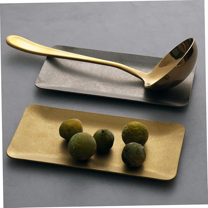 PRETYZOOM Vintage Metal Serving Tray Multi Functional Dessert Plate Towel Dish for Home Hotel Use Easy to Clean Storage for Snacks Accessories