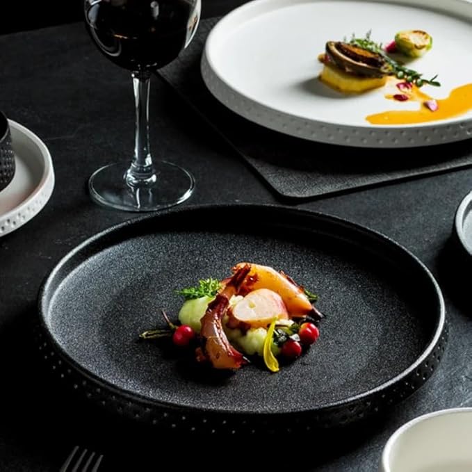 CHICKEN Dinnerware Plates Black White Steak Dinner Plate Simple Ceramic Frosted Tableware Western Tableware in The Kitchen European Style Dessert Cake Pan Smooth Dinner Plate(B)