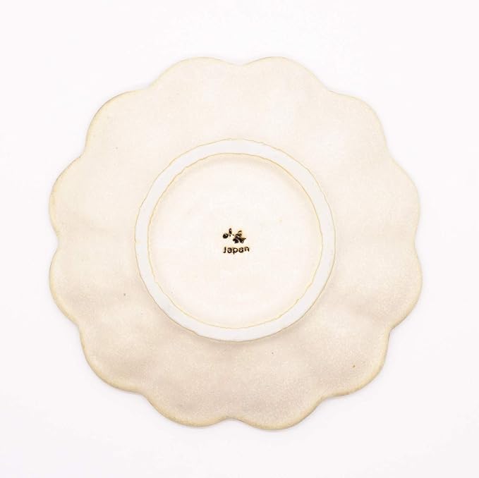 Mino Ware 555-0006 Kaneko Komohei Linka Plate, Medium Plate, White, Kneeling Flowers, Diameter Approx. 6.7 inches (17 cm), Microwave and Dishwasher Safe, Made in Japan